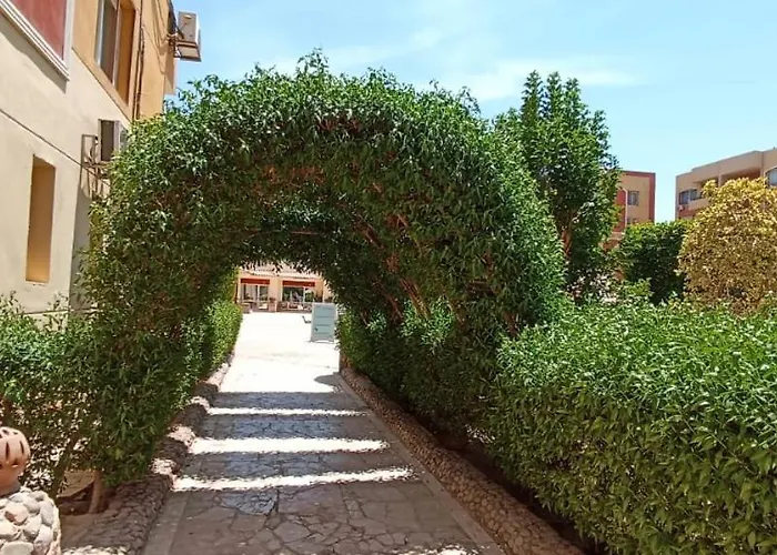 2-room With Swimming Pool Apartment Hurghada