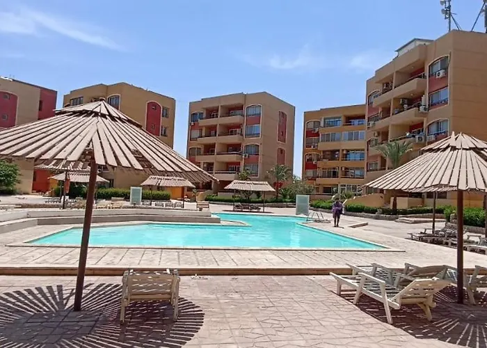 2-room With Swimming Pool Hurghada