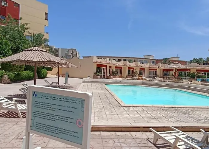 2-room With Swimming Pool Apartment *